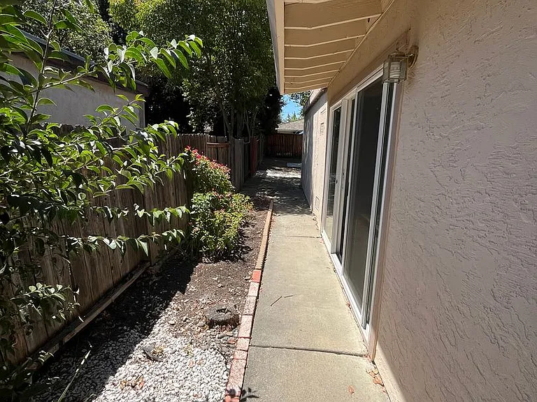 Cowell 4808-4810 — Photo 17