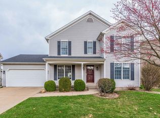2815 Longmeadow Ln, Bloomington, IL