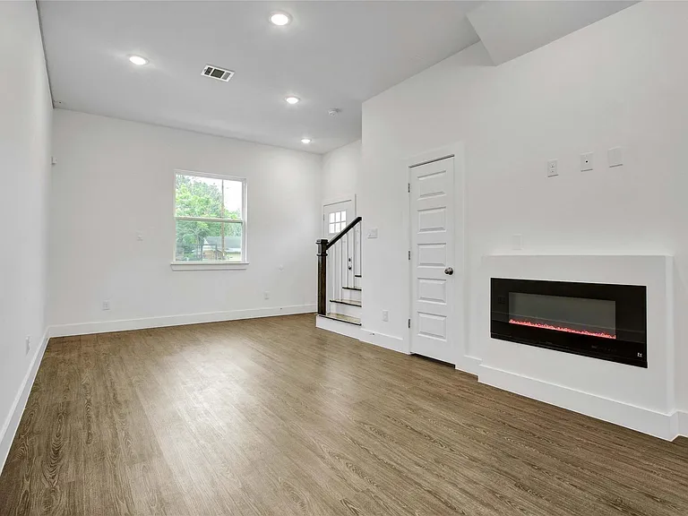 4512 Brinkley St #A — Photo 2