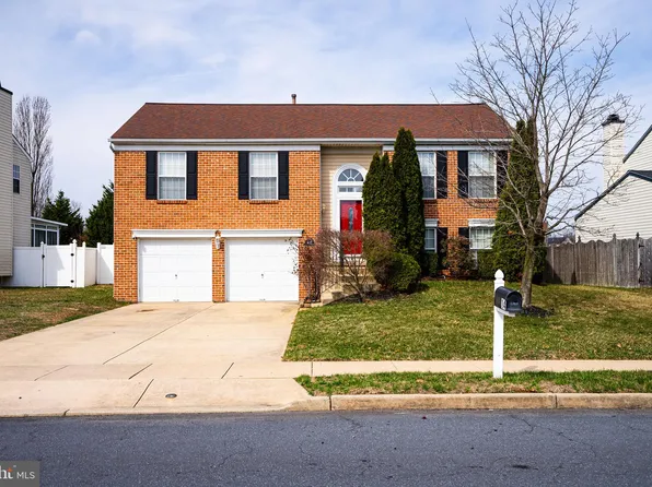 14 Elsworth Dr, Sicklerville, NJ 08081