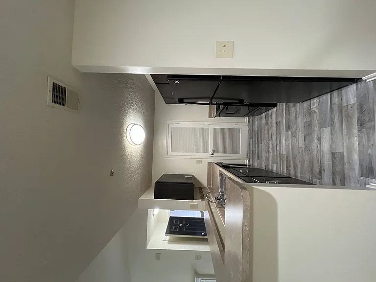 Wesley Place Apartments at Lawrenceville — Photo 92