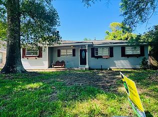 680 Sudduth Dr, Bridge City, TX 77611