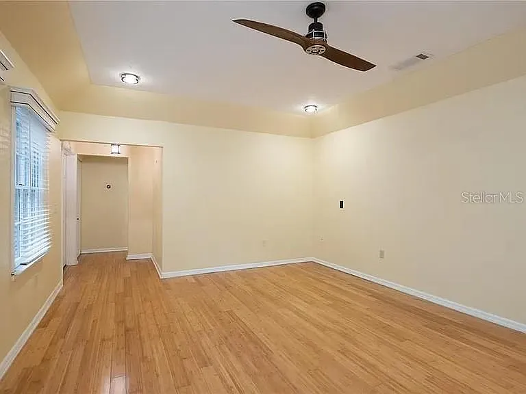 5211 SW 86th Ter — Photo 6