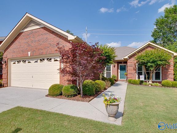3rd image of 10011 Meredith Ln SE