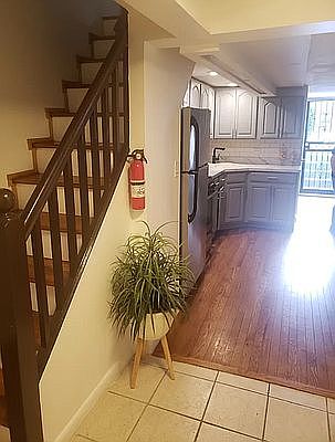 1st image of 2182 Steinway St #1