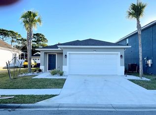 3368 N Park Dr, Fort Pierce, FL 34982