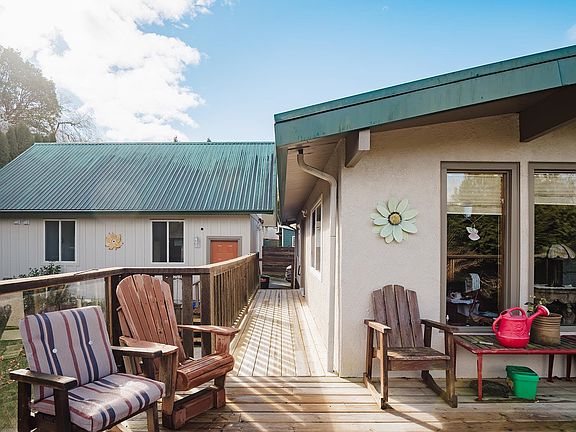 3rd image of 12732 Warnock Rd