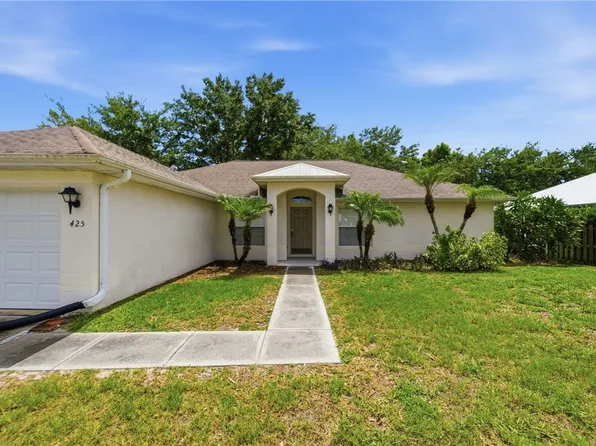 425 Oak St, Sebastian, FL 32958