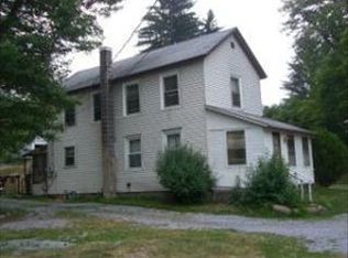43 Betts Ln, Lock Haven, PA 17745