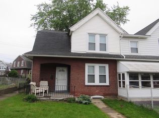 1 Maple St, Marcus Hook, PA 19061