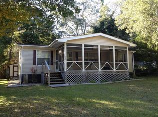 307 Parkins Dr, Emerald Isle, NC 28594