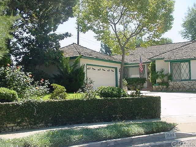 1st image of 1688 E Palm Dr