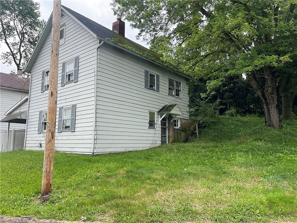 2nd image of 9 W Fulton St