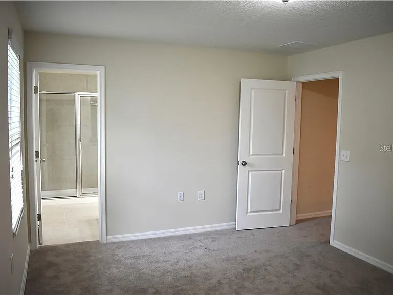 1605 E Osborne Ave — Photo 6