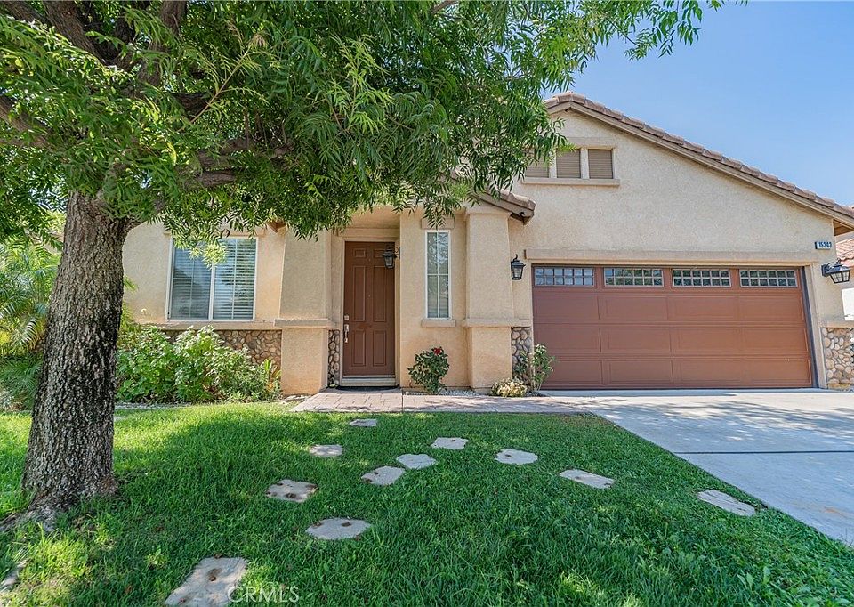 1st image of 15343 Scarlet Oak Ln
