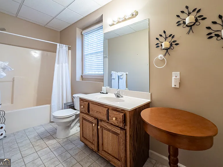 530 Waterford Dr — Photo 28