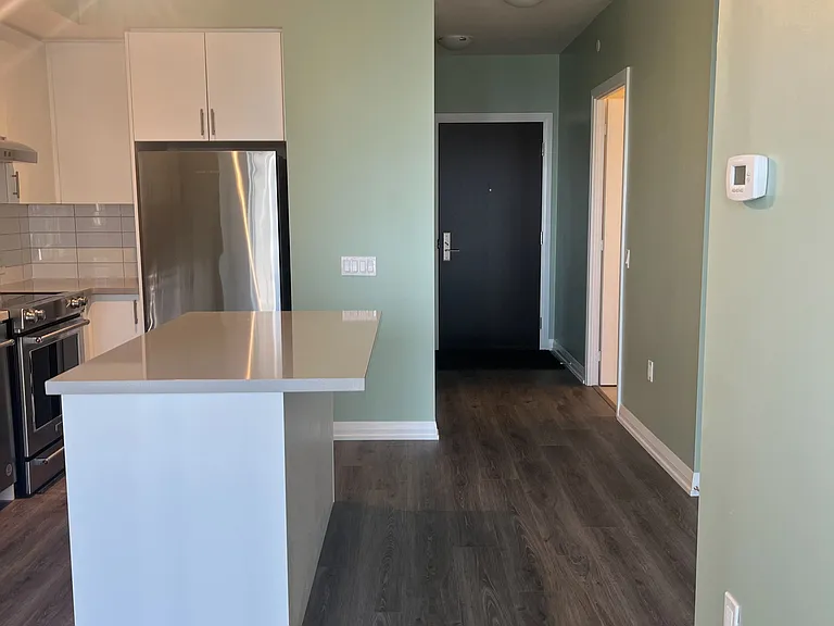 9000 Jane St #2104 — Photo 8