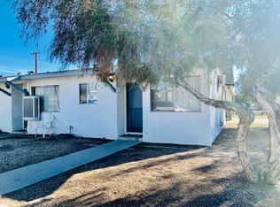 981 W Kimball Ave, Hemet, CA 92543