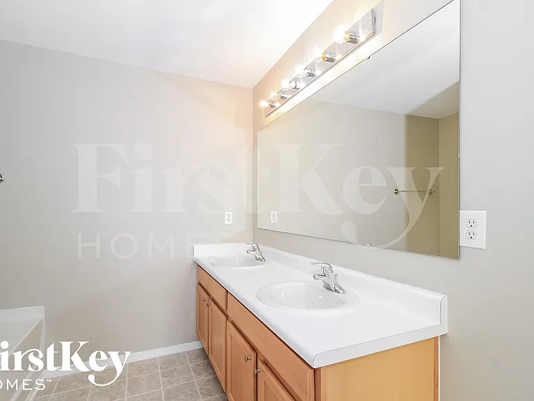3137 Asheton Grove Ct — Photo 9