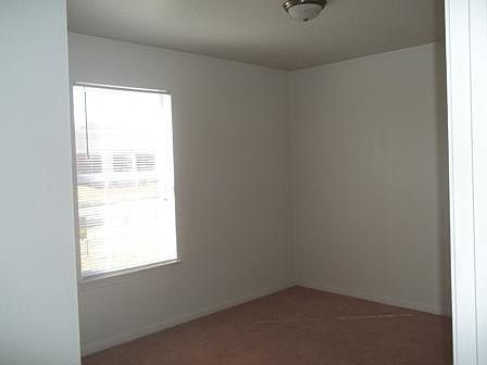 2nd image of 302 Primrose Dr #Ab