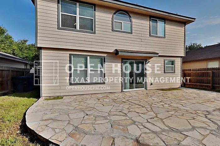 227 Eagle Pass Dr — Photo 17