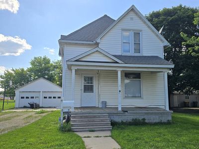 205 N Park St, Lake Mills, IA, 50450