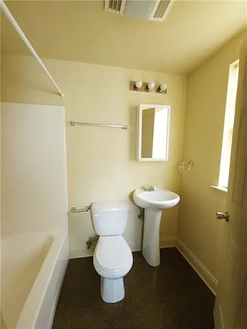 421 S Lopez St #B — Photo 6