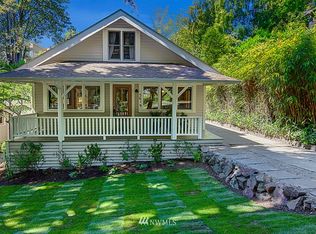 5619 Palatine Pl N, Seattle, WA 98103