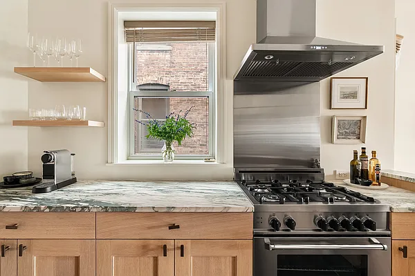 Sold by Compass | media 5