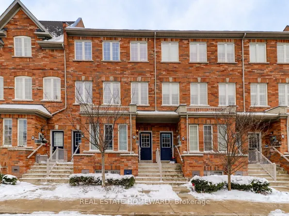 12 Carnahan Ter, Toronto, ON M4E 0B2