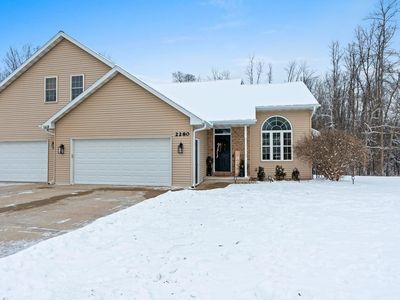 2280 Southern Cross Rd, Green Bay, WI, 54303