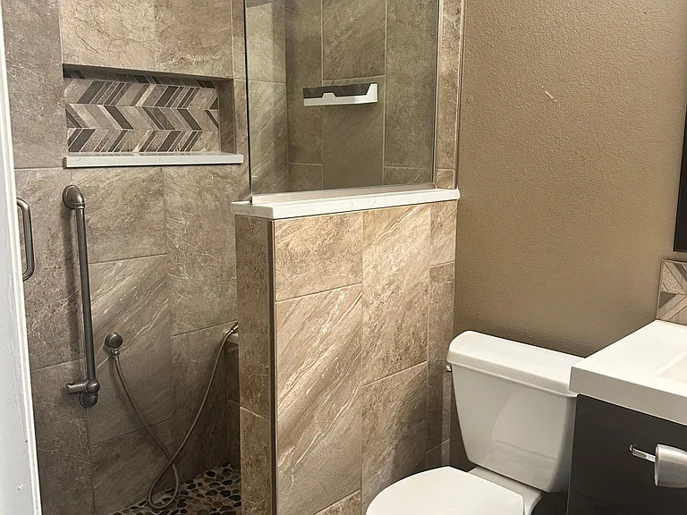 4406 Perth Cir — Photo 3