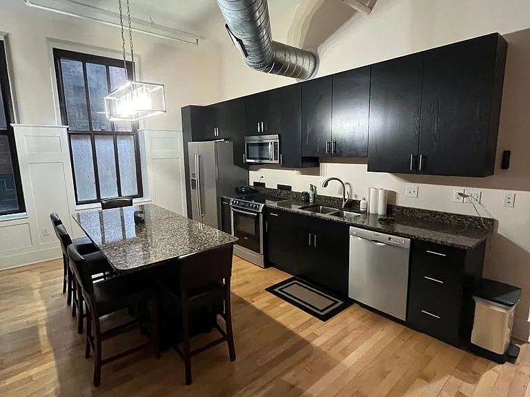 417 Vine St #403 — Photo 5
