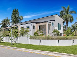 1351 S Venetian Way, Miami Beach, FL 33139
