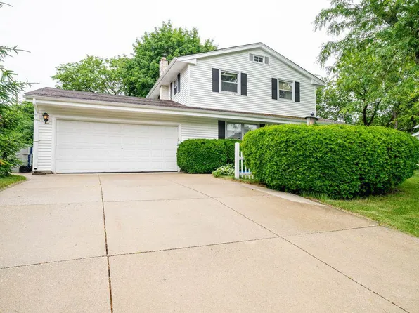 9600 West Debbie LANE, Milwaukee, WI 53224