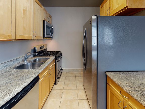 2nd image of 80 N Moore St #802E
