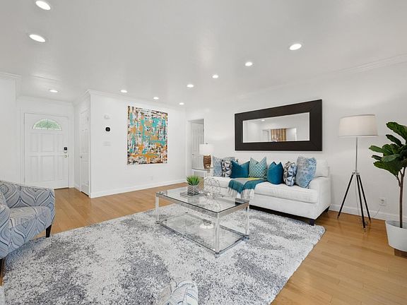 5th image of 2068 Jonathan Ave