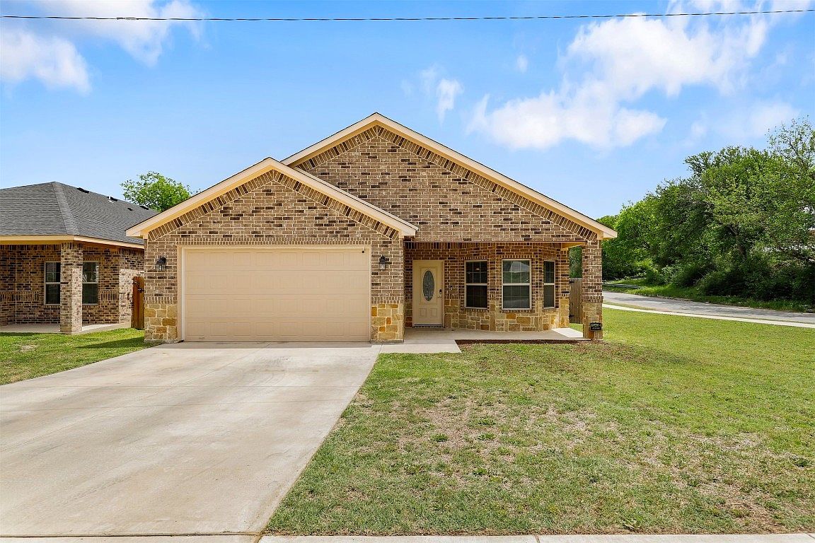 3002 McKinley Ave, Fort Worth, TX 76106 | Zillow