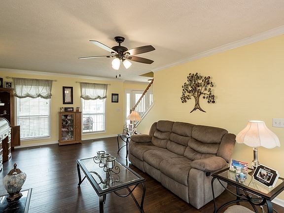 4th image of 1232 Wentworth Dr