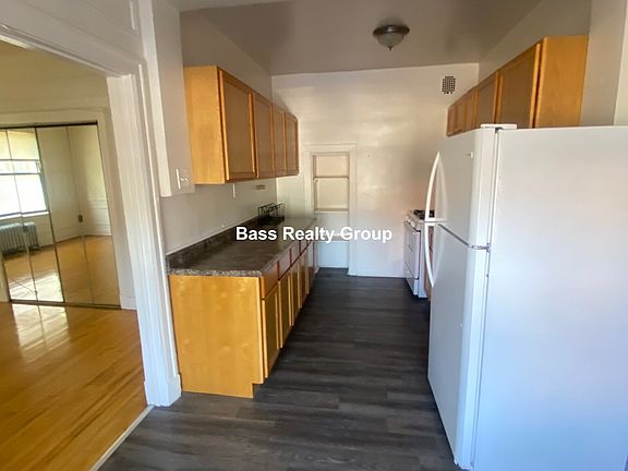 4th image of 5114 S Blackstone Ave #A7