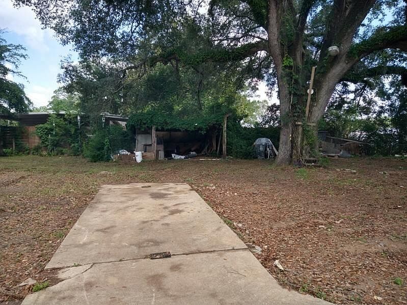 1st image of 2641 Mission Rd