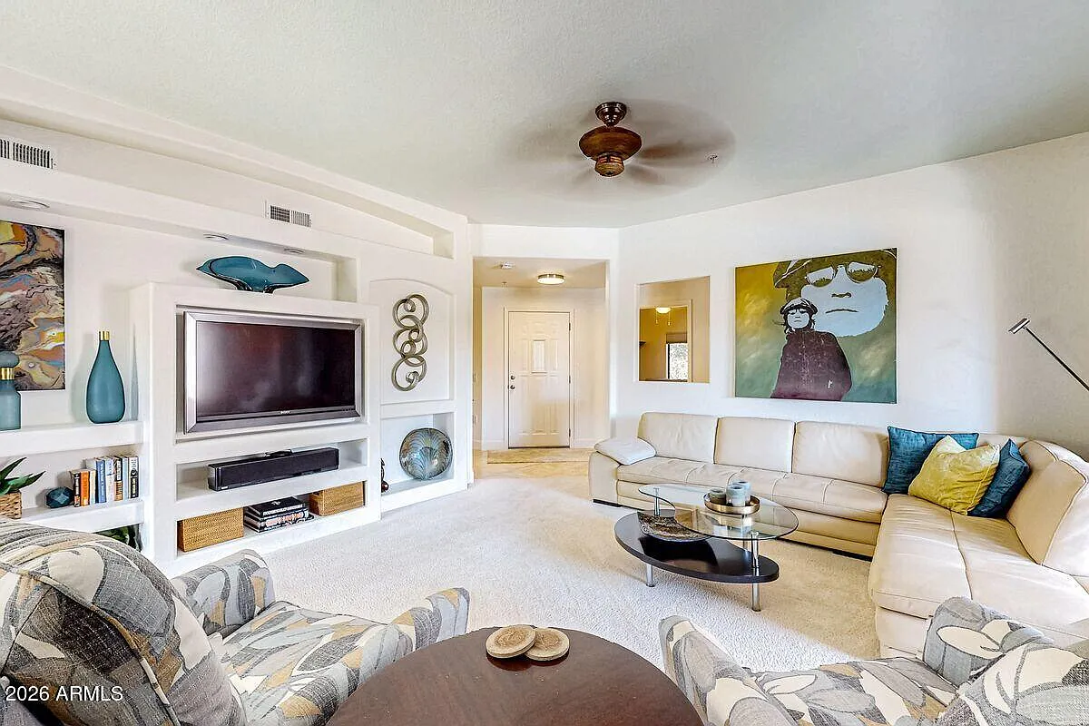 2 bed, 2.0 bath, 1509 sqft, $3,200 — Photo 3