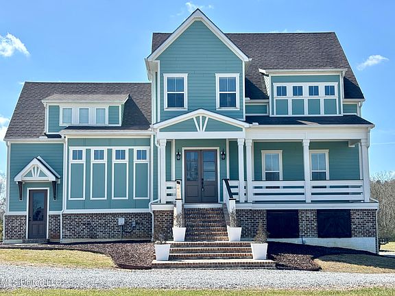 3rd image of 493 Norrth Hill Dr