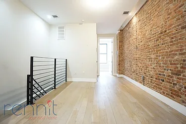 Rented by Rennit Inc.