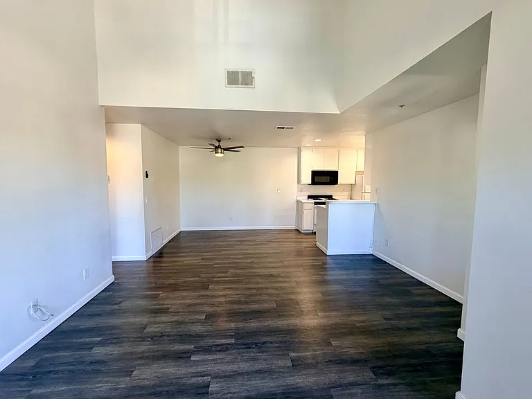 Oakdale Apartments (Village Palm Apartments) — Photo 3