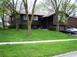 4523 Aspen Ln NE, Cedar Rapids, IA 52402