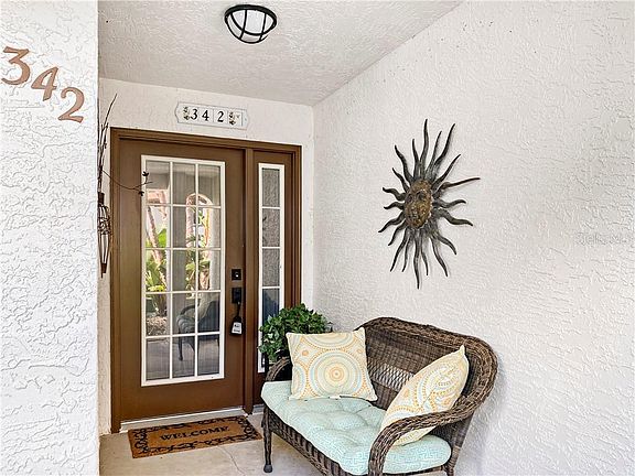 4th image of 342 Madeira Cir