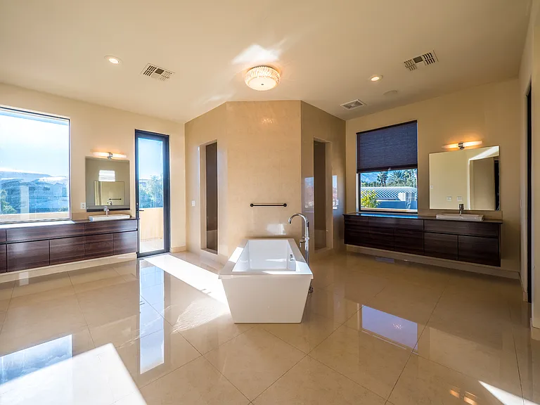 7426 Yonie Ct — Photo 48