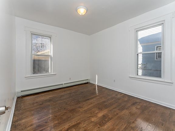 3rd image of 95 Schuyler Ave