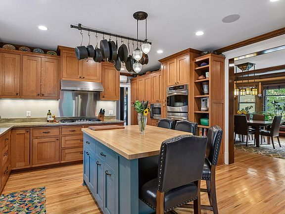 4th image of 2024 Emerson Ave S
